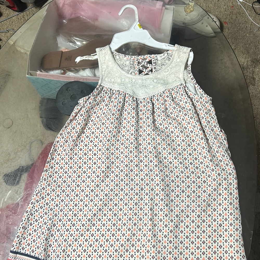 Kids white lace cute dress.